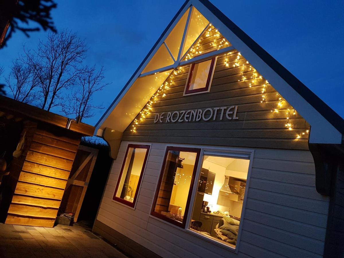 Villa De Rozenbottel Tzummarum Esterno foto